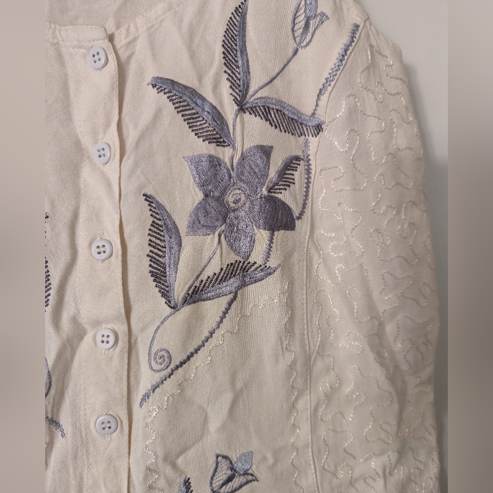 Button-up dress - Picture 3 of 4
